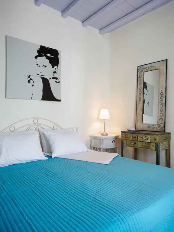Gt Luxury Suites Ornos  Ngoại thất bức ảnh